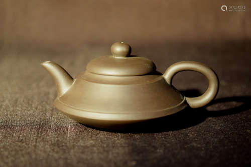 Chinese Yixin Teapot - Brown Color