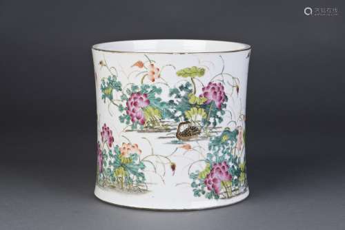 Chinese Famille Rose  Porcelain Brush Pot