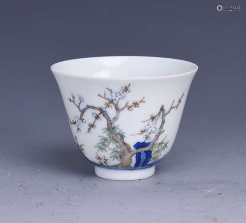 A WUCAI PLUM FLOWER CUP