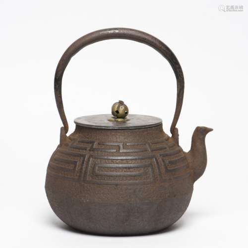 A JAPANESE TETSUBIN CAST IRON TEAPOT