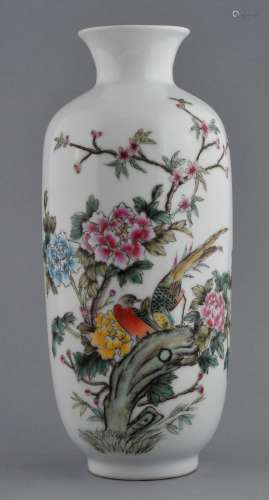 Porcelain vase. China. 20th century. Famille Rose decoration of birds and flowers. 10
