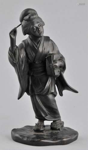 Bronze figure. Japan. Meiji period (1868-1912). Tokyo School figure of a Geisha. 8