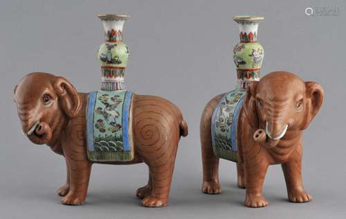 Pair of Chinese Export elephants. Early 20th century. Caparisoned with vases and saddle cloths. 6