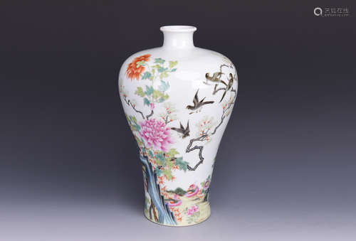 FAMILLE ROSE 'FLOWERS AND BIRDS' VASE