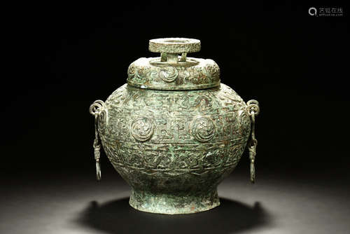 ARCHAIC BRONZE RITUAL JAR WITH COVER