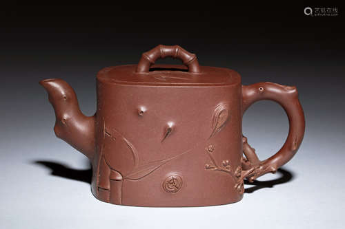 YIXING ZISHA 'BAMBOO' TEAPOT