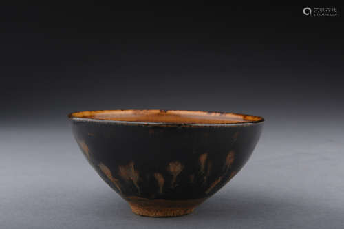 UNUSUAL JIZHOU WARE BOWL