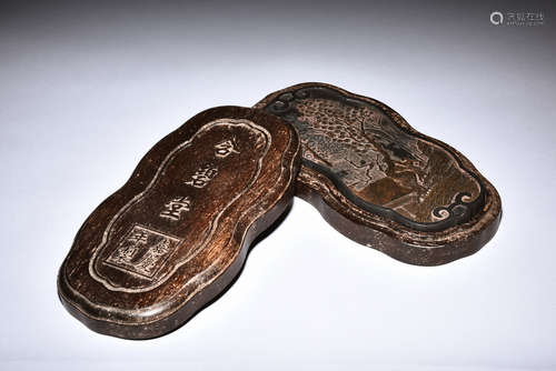 CARVED INKWELL WITH COVER