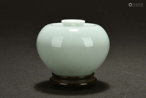 CELADON GLAZED SMALL JAR, ZUN