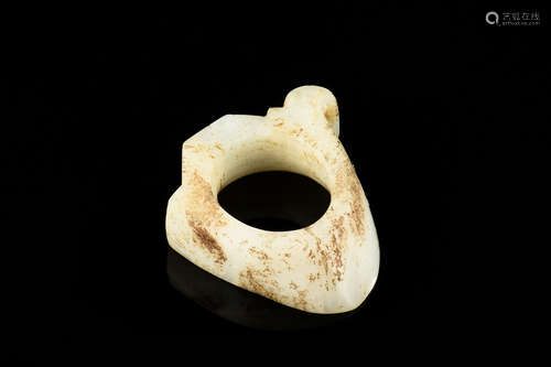 JADE CARVED RING