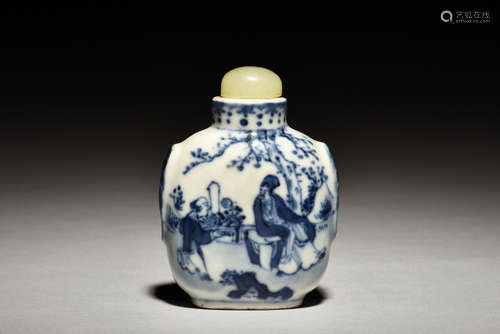 BLUE AND WHITE 'PEOPLE' SNUFF BOTTLE