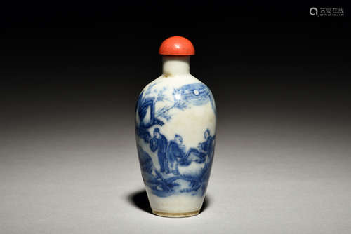 BLUE AND WHITE 'PEOPLE' SNUFF BOTTLE