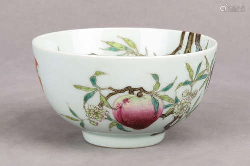 FAMILLE ROSE 'PEACHES' BOWL