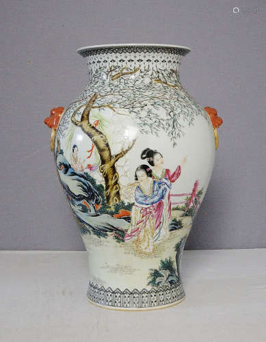 Chinese Famille Rose Porcelain Vase With Studio Mark