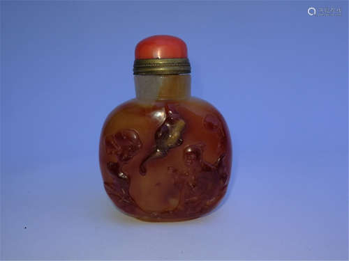 Qing Dynasty Chinese Agate Snuff Bottle