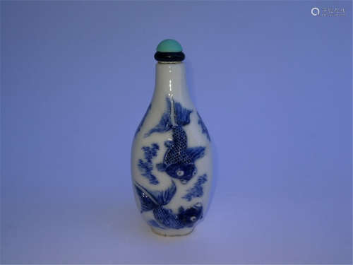 Qing Dynasty Chinese Porcelain Snuff Bottle