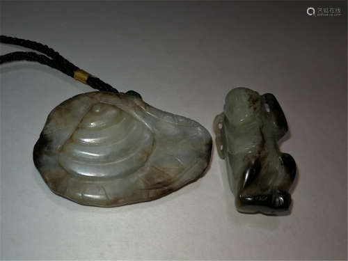 Two Chinese Gray Jade Carving Pendants Ming Dynasty