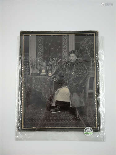 Qing Dynasty Chinese People Tong Yik Ku's Photo