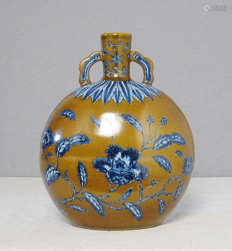 Chinese Monochrome Bronze Glaze With Black adn White Flat Vase