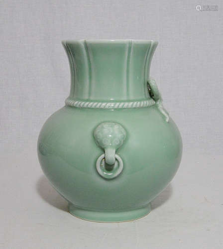 Chinese Monochrome Green Glaze Porcelain Vase With Mark