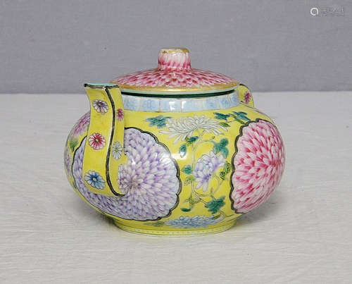 Chinese Famille Rose Porcelain Teapot With Mark