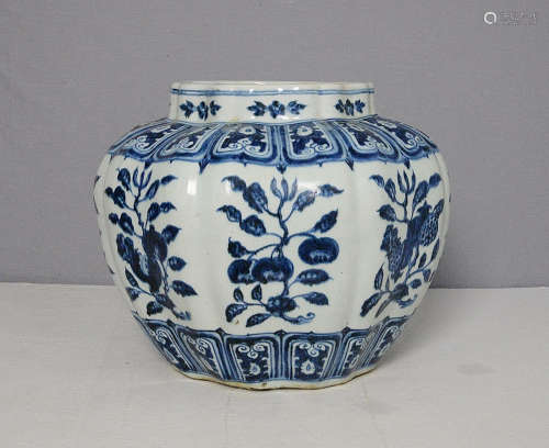 Chinese Blue and White Porcelain Jar With Mark