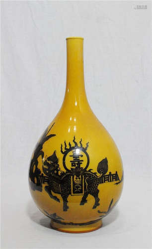 Chinese Monochrome Yellow Glaze Porcelain Long Neck Vase