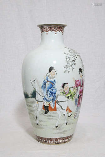 Chinese Famille Rose Porcelain Vase With Mark