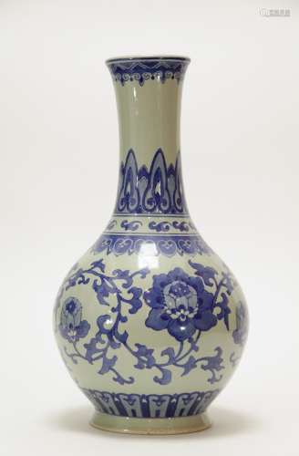 Chinese Tian Qiu Porcelain Vase Decorated w/Flower