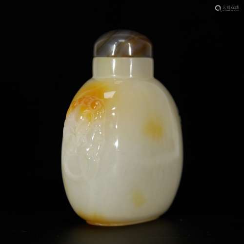 Chinese Large Agate Snuff Bottle