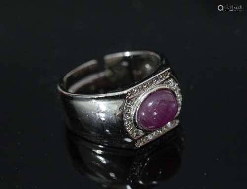 A Ruby Ring w/ Certificate