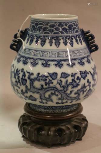 Chinese Blue/White Porcelain Jar