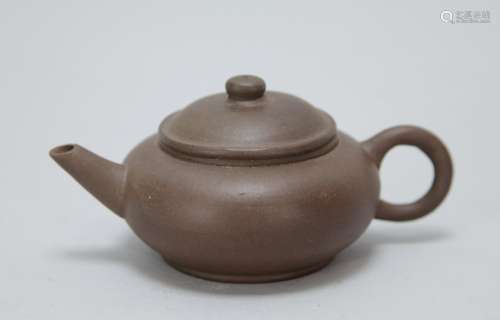 Chinese Yixing Zisha Teapot