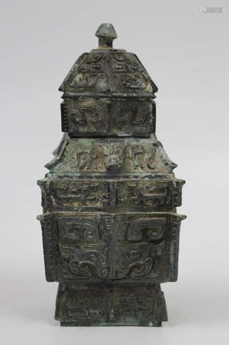 Chinese Archaic Bronze Vase