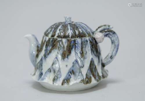 Chinese Blue/White Porcelain Lotus Teapot