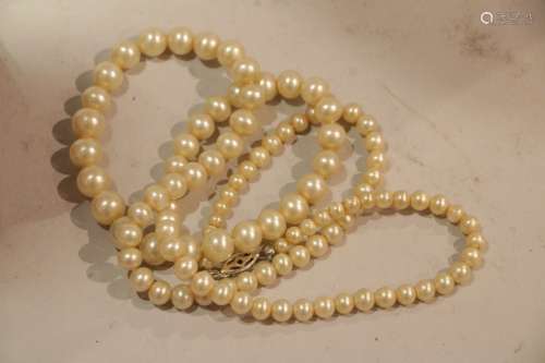 Chinese Pearl Necklace