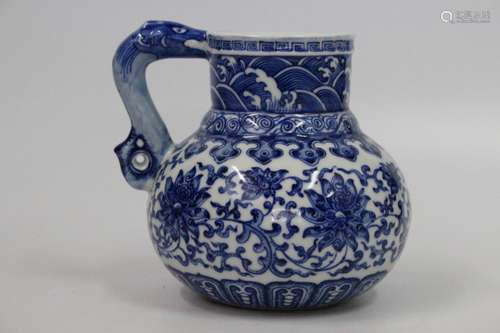 Chinese Blue/White Porcelain Pot