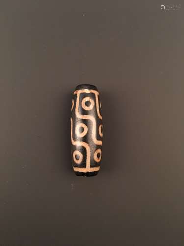 Tibetan Dzi Bead With Nine Eye