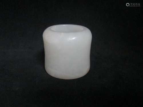 OLD Chinese White Jade Thumb Ring,  3.6 cm x 2.2 cm x 3.1 cm