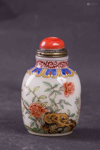 Chinese Peking Glass Snuff Bottle