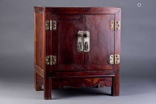 HUANG HUA LI OR HARDWOOD CABINET