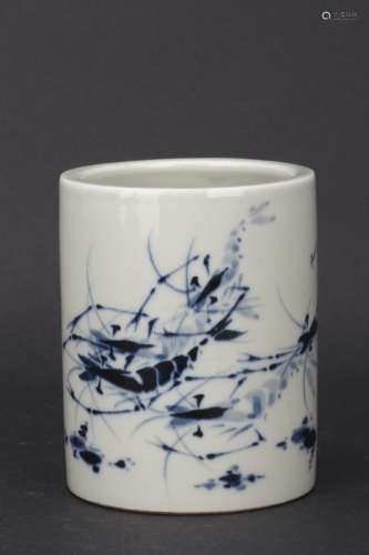 A CHINSES BLUE AND WHITE PORCELAIN BRUSH POT