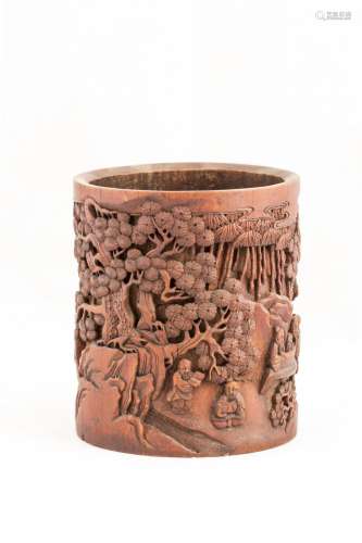 CARVED CHINESE BAMBOO BRUSH POT
