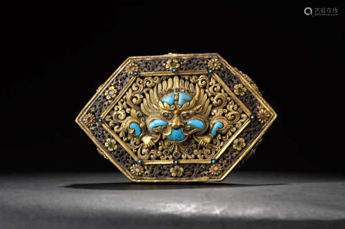 18世纪 嘎乌盒 尼泊尔 合金铜鎏金、嵌绿松石