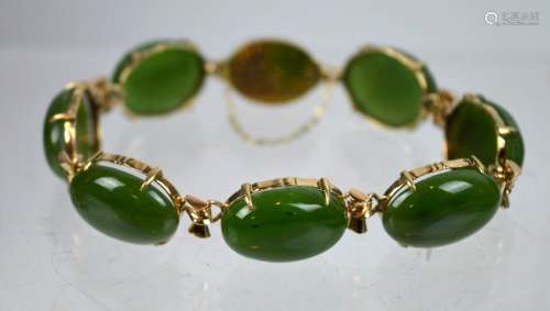7 Fine Green Jade Cabochons in 14K Gold Bracelet
