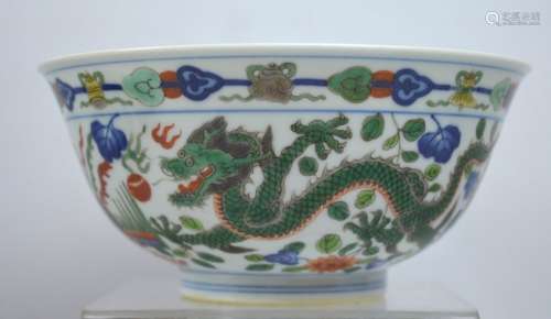 Good Chinese Wucai Dragon & Phoenix Porcelain Bowl
