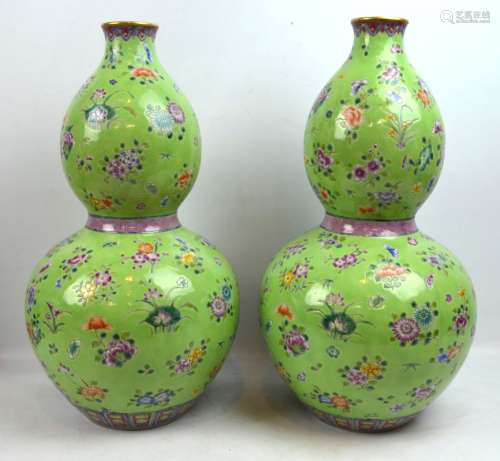 Good Pr Chinese Green Glazed Double Gourd Vases