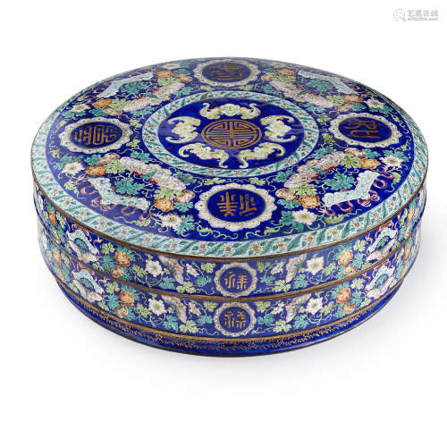 LARGE PAINTED ENAMEL 'FIVE BATS' CIRCULAR BOX AND COVER QING DYNASTY, 19TH CENTURY 34.5cm diam