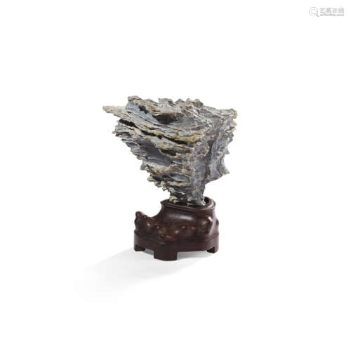 SMALL LIGHT GREY AND CALCIFIED WHITE SCHOLAR'S ROCK 11.5cm high (excluding stand)