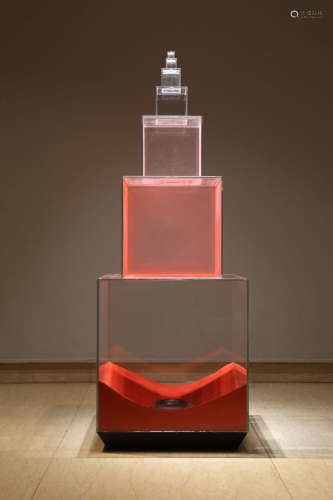 Tang Jie 汤杰, Dust in Red 红尘, Installation, Sand, Glass, Electrical Parts